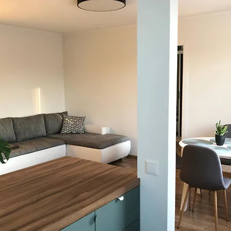 Panorama Majaka Appartement *